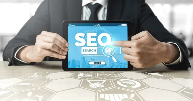 כשהחיפוש נהיה חכם: למה SEO שמתכתב עם בינה מלאכותית חייב מוח אסטרטגי מאחוריו